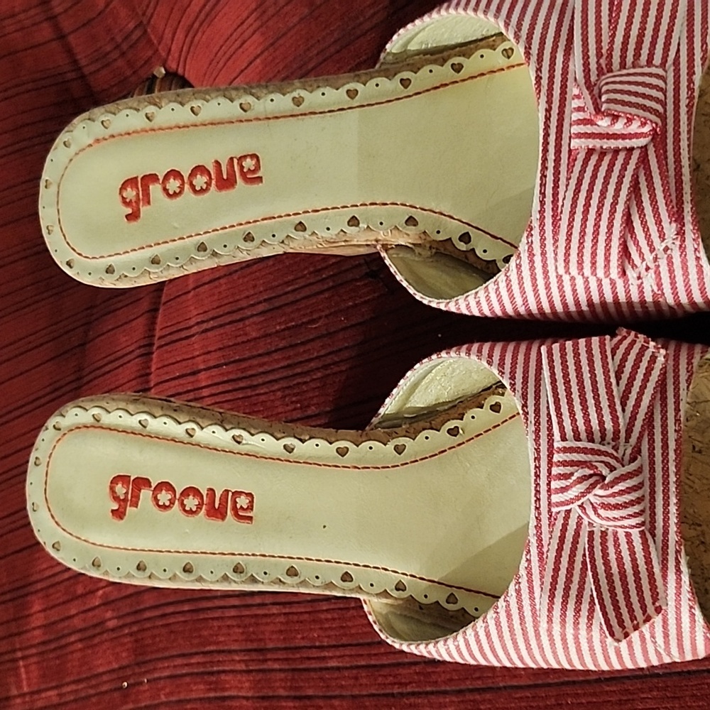 Shoes - Picture 6 of 6